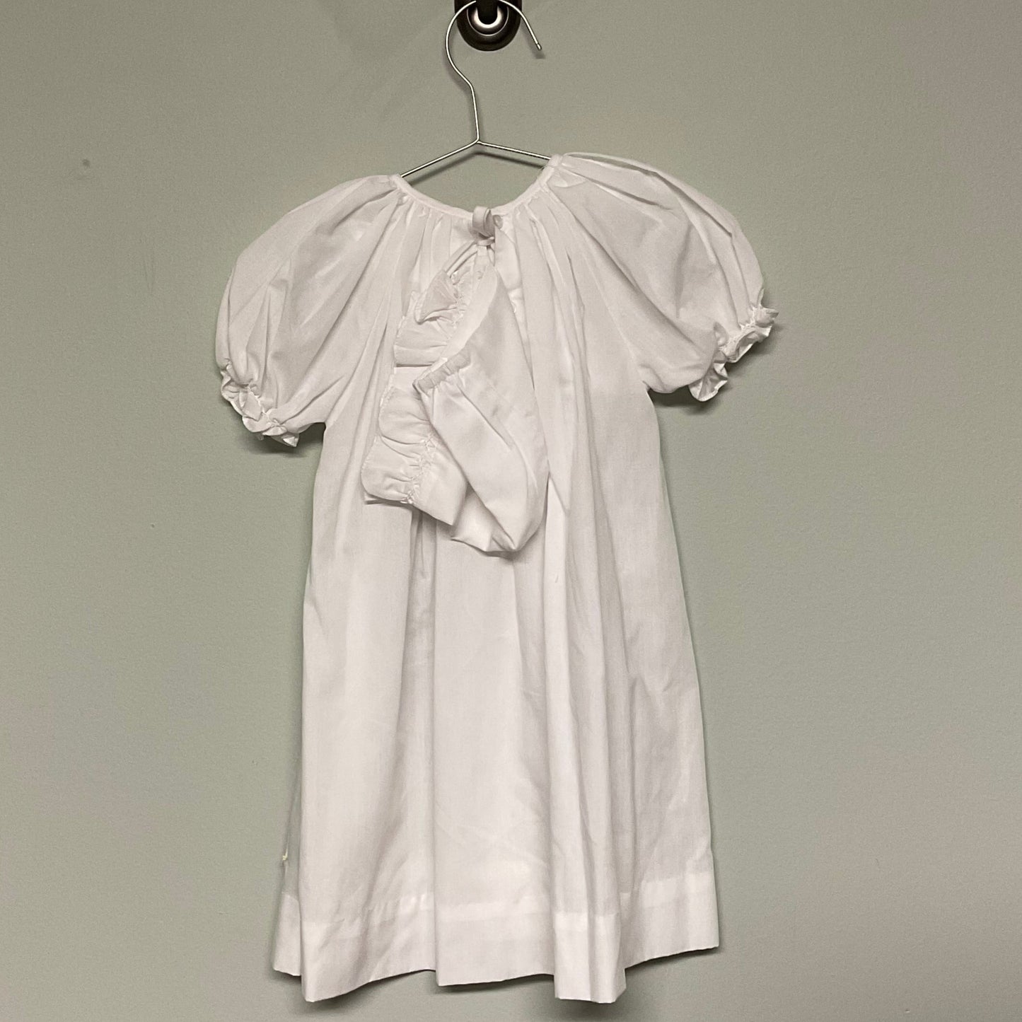 Petit Ami set white dress + flowers + bonnet