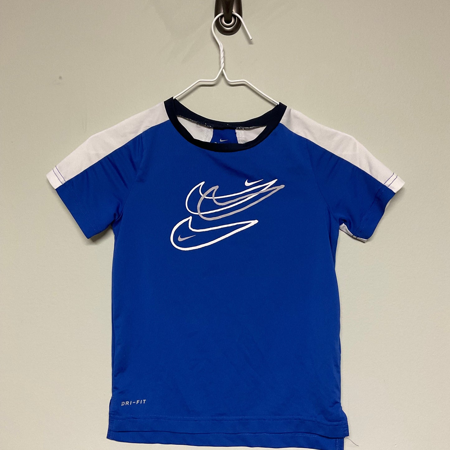 Nike Dri-Fit shirt blue/white