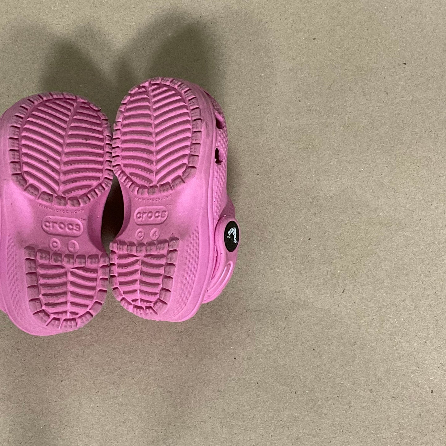 Pink crocs & flower charms